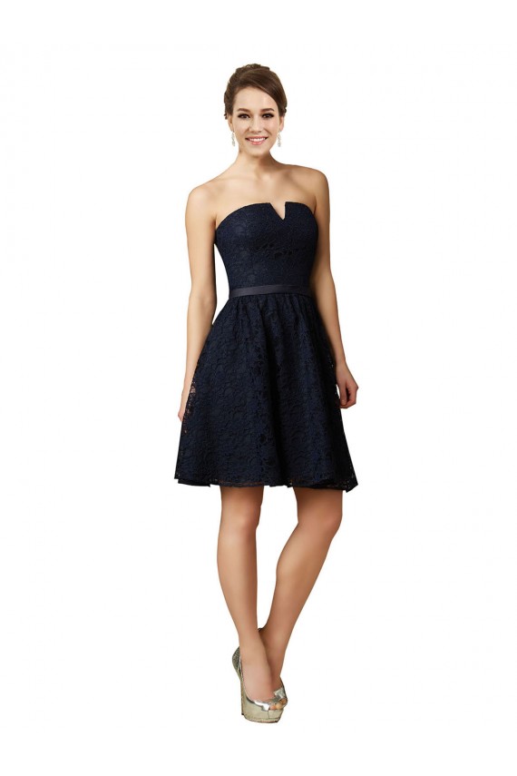 Cheap Classic Knee Length Lace Bridesmaid Dress with Notched Neckline Canada