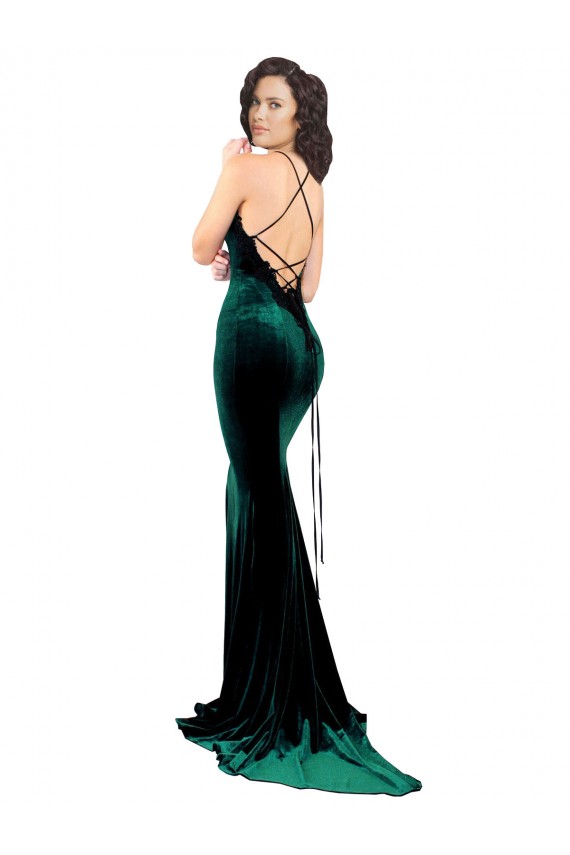 Cheap High Neck Stretch Velvet Bridesmaid Dress with Black Lace Embroidery Canada