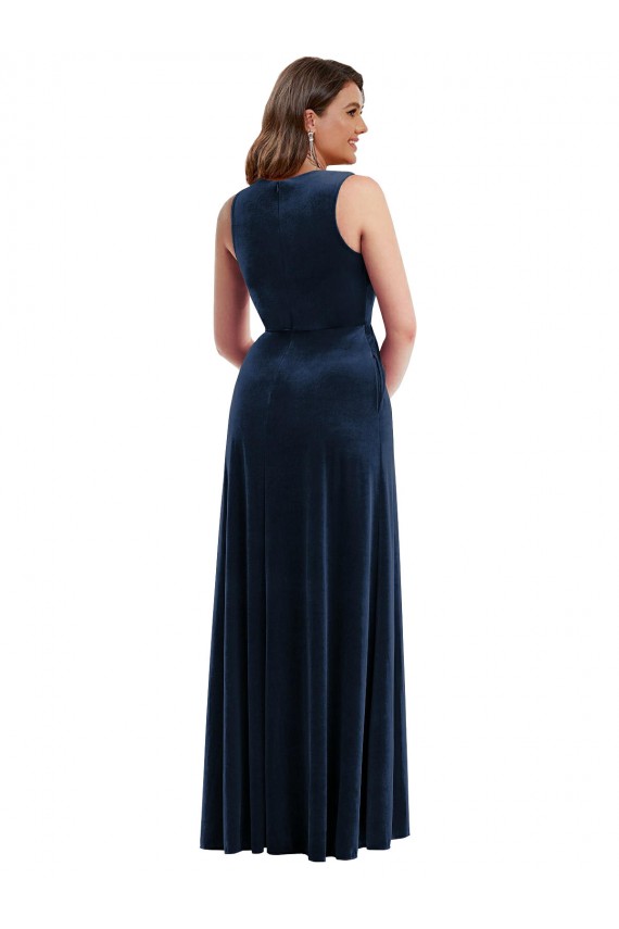 Cheap Deep V-Neck Sleeveless Velvet Maxi Bridesmaid Dress with Pockets Canada